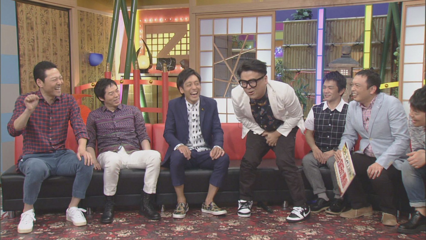 とろサーモン（中央）が出演する「本能Z」のワンシーン。(c)CBC