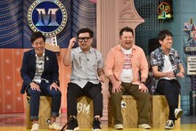 左からとろサーモン、ブラックマヨネーズ。(c)読売テレビ