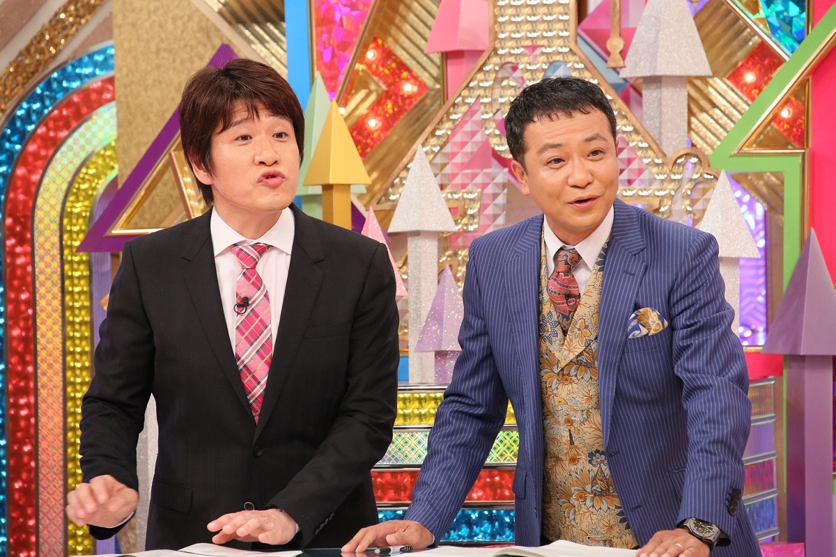 左から林修、中山秀征。(c)日本テレビ