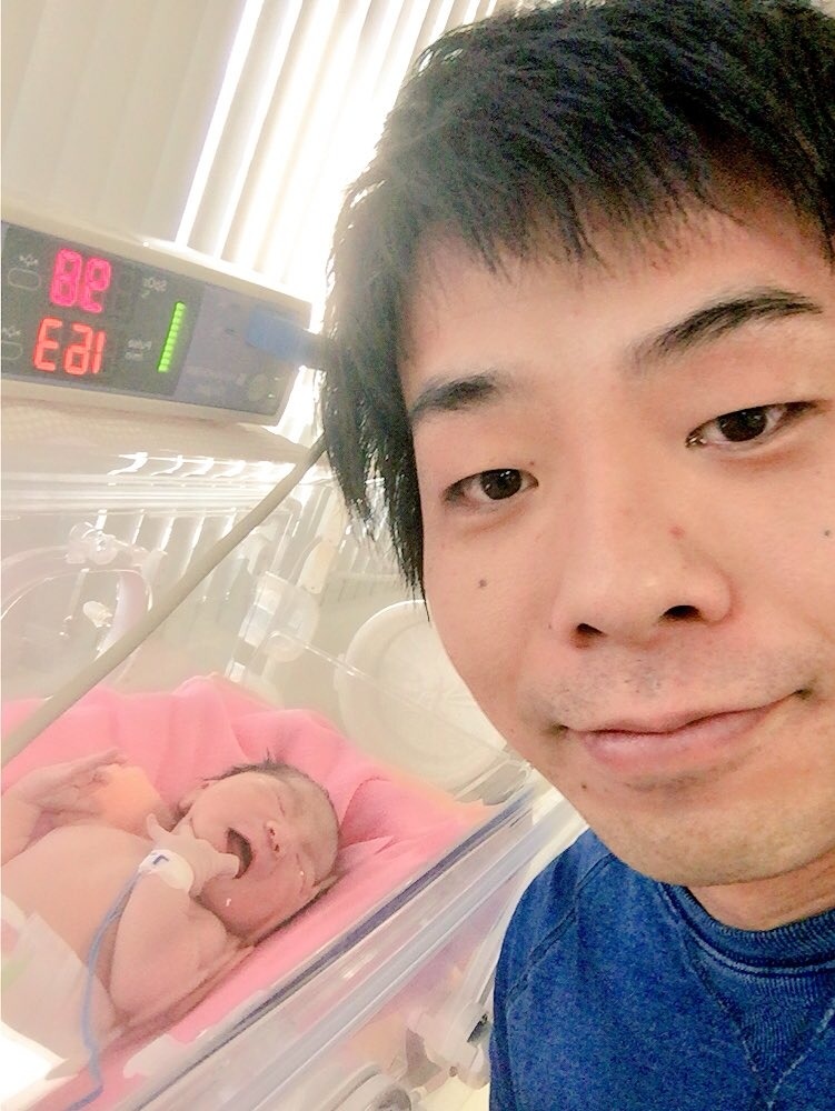 バンビーノ藤田と誕生した赤ちゃん。