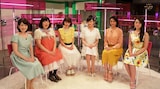 左から松丸友紀（テレビ東京アナウンサー）、森三中・黒沢、さとう珠緒、佐藤江梨子、高橋メアリージュン、祥子。(c)テレビ東京