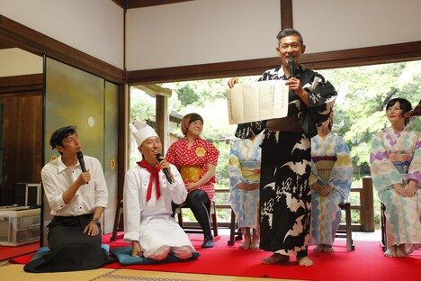 「大覚寺カフェ」プロジェクトの記者会見の様子。