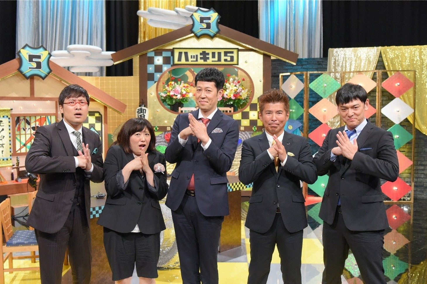 「ハッキリ5～そんなに好かれていない5人が世界を救う～」の出演者たち。(c)ABC