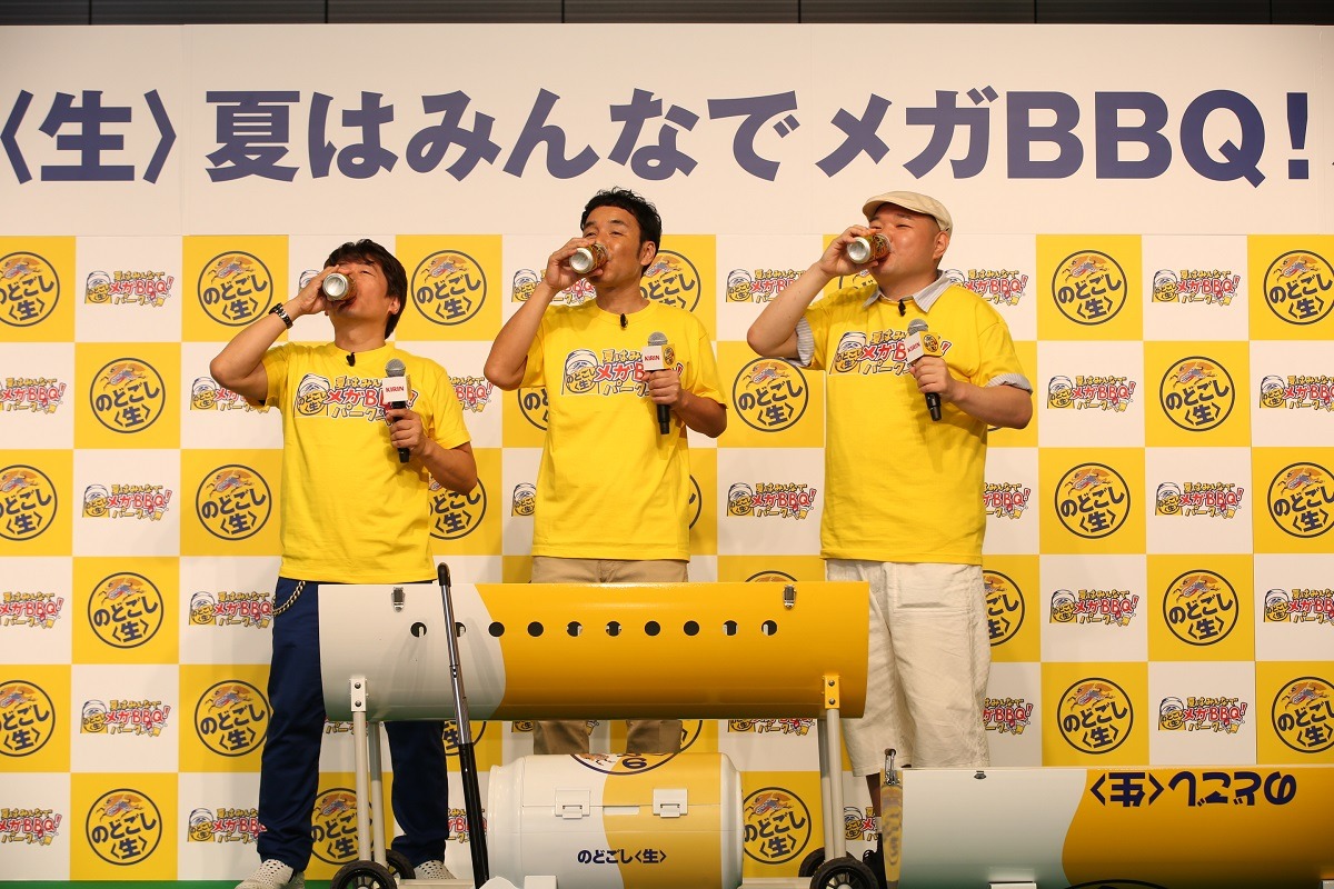 左からダチョウ倶楽部・寺門、ダチョウ倶楽部・肥後、内山信二。