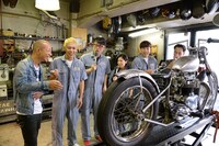 「愛車天国！カスタムガレージ」のワンシーン。