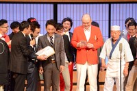 チョコレート球団、新宿カウボーイには河野賞が贈られた。