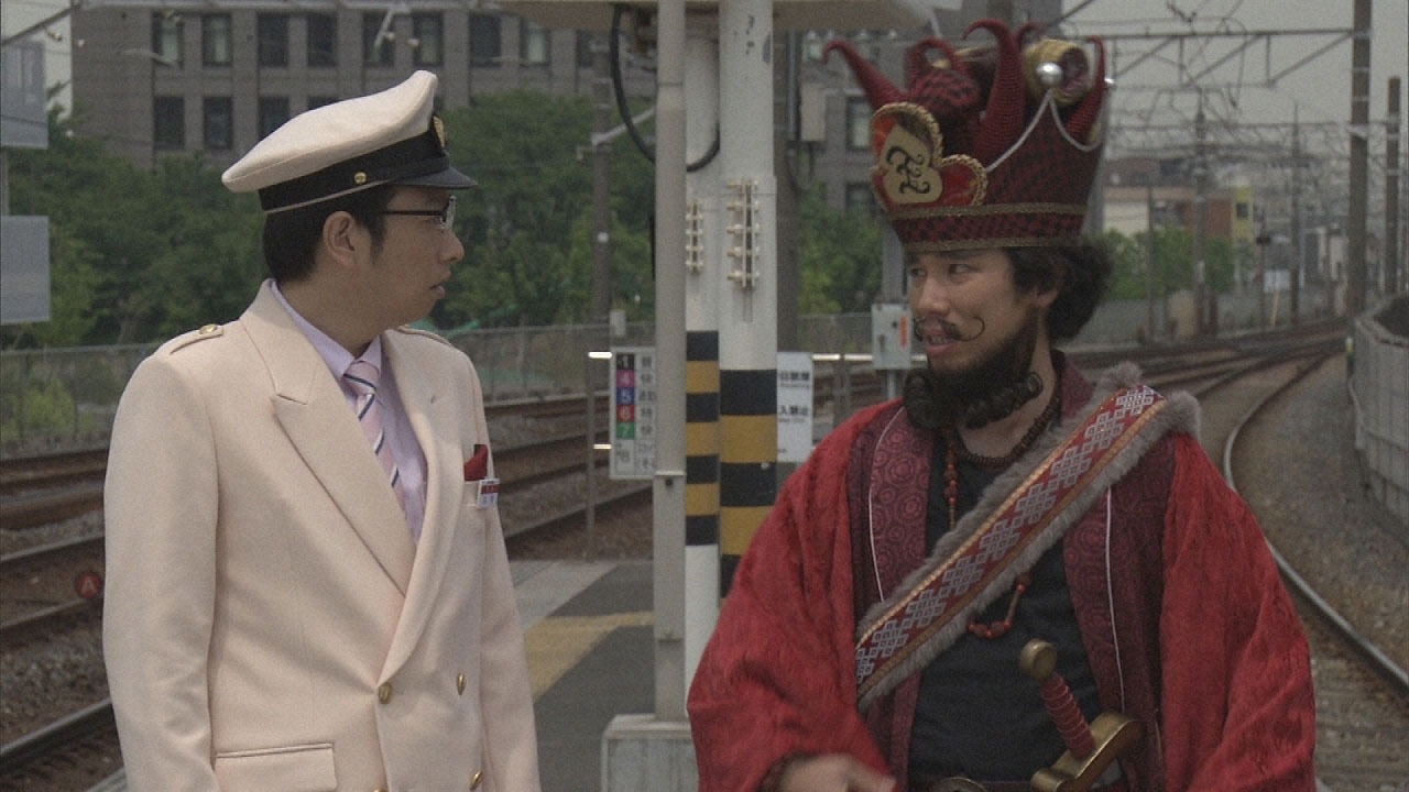 「小林賢太郎テレビ8 ～ wonderland ～」のワンシーン。(c)NHK