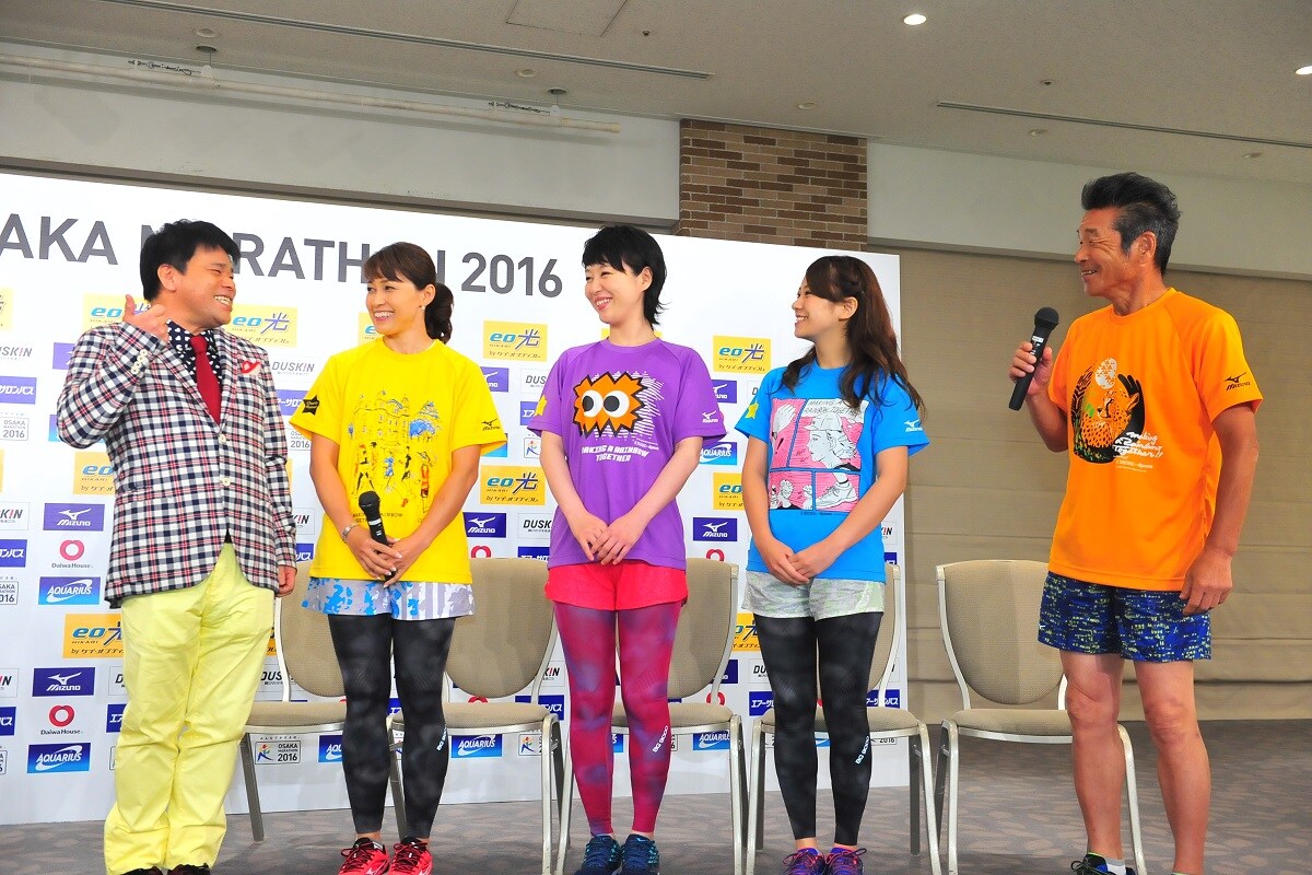 左からジミー大西、岡崎朋美、宇都宮まき、福本愛菜、間寛平。