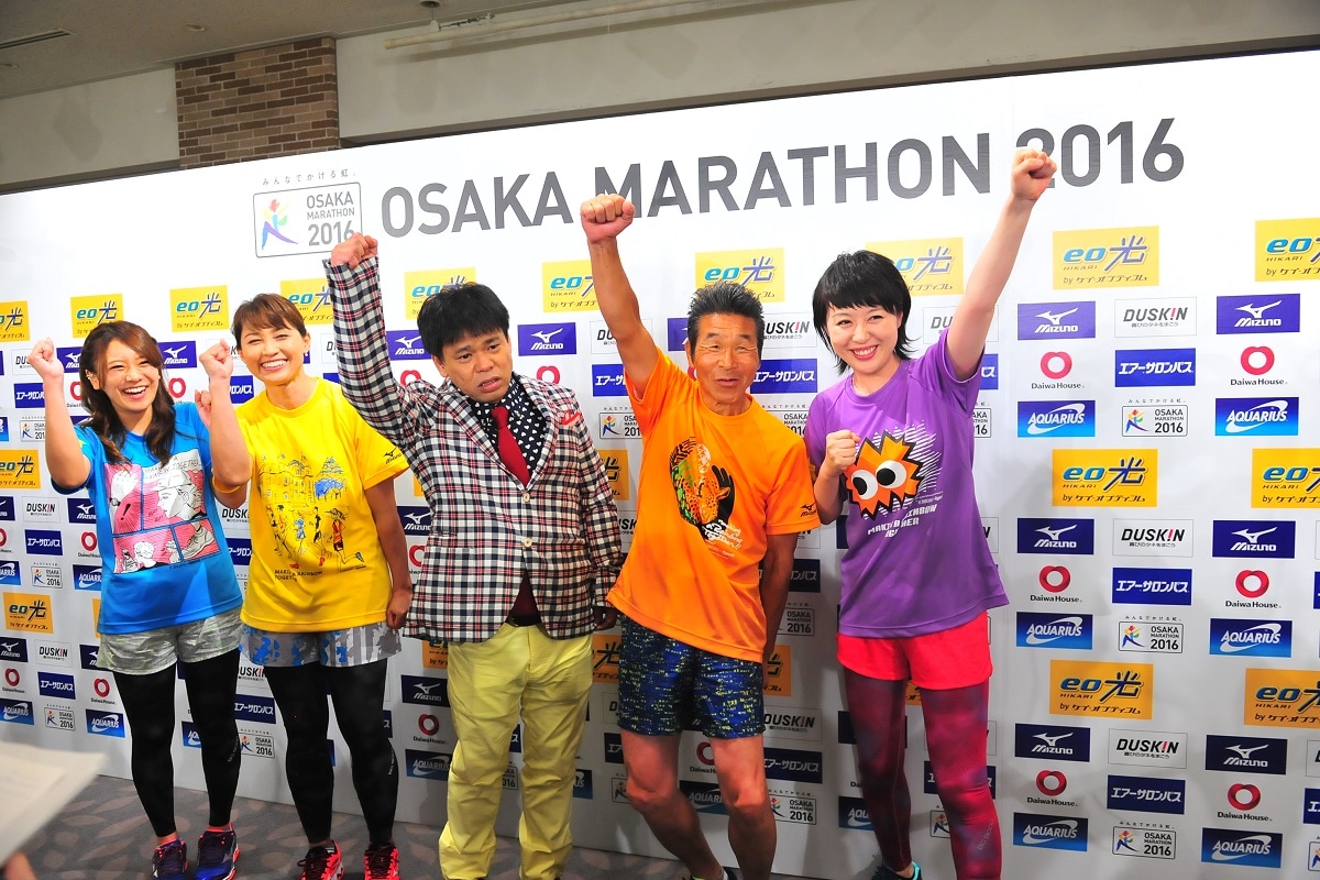 左から福本愛菜、岡崎朋美、ジミー大西、間寛平、宇都宮まき。