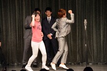 尼神インター誠子と2人でテンションズのショートコントを再現する祇園・木崎。