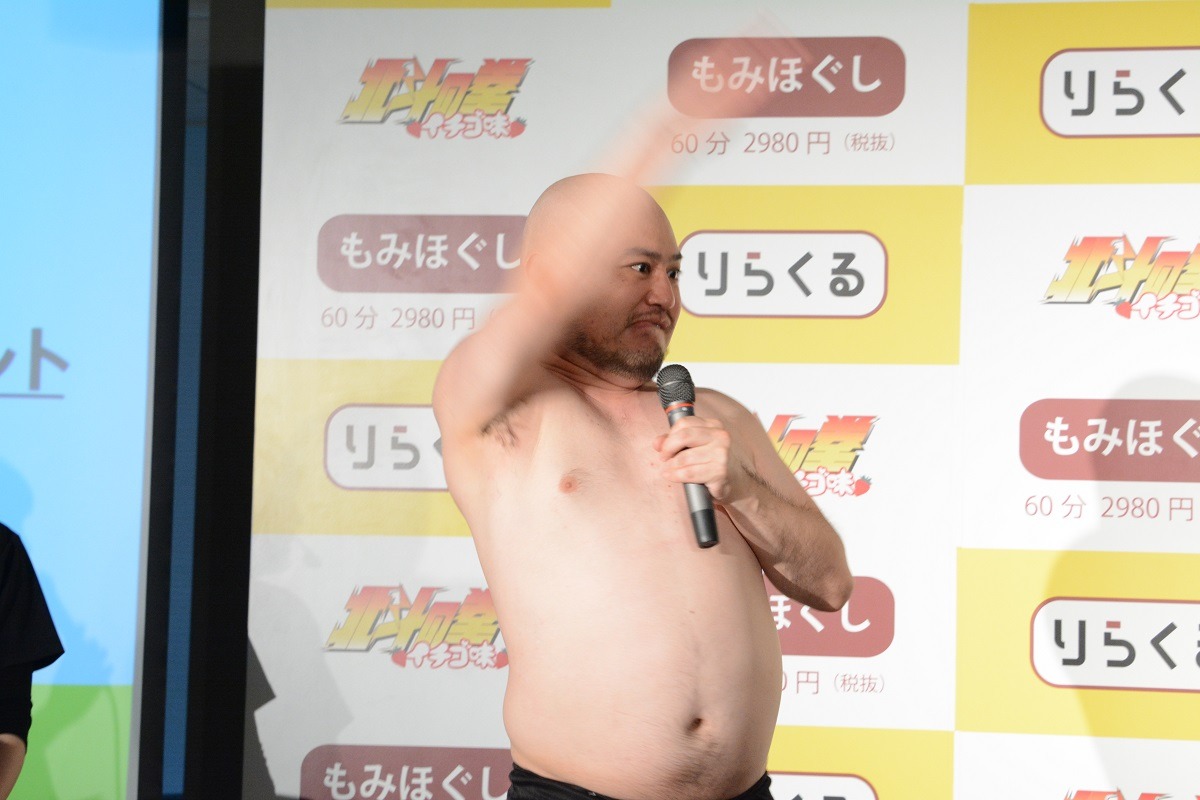 「誇張しすぎた野々村元議員」を高速で披露するハリウッドザコシショウ。