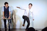ギャグに挑戦するマシンガンズ滝沢。