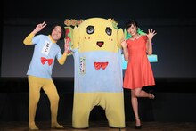 左から永野、ふなっしー、小島瑠璃子。