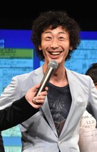 意気込みを聞かれ「言わんよ！」と返すGAG少年楽団・坂本。