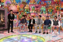 「アメトーーク！」に出演する（左から）アンジャッシュ渡部、土田晃之、有吉弘行、おぎやはぎ、いけだてつや。(c)テレビ朝日