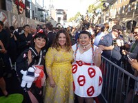 左から友近、メリッサ・マッカーシー、渡辺直美。