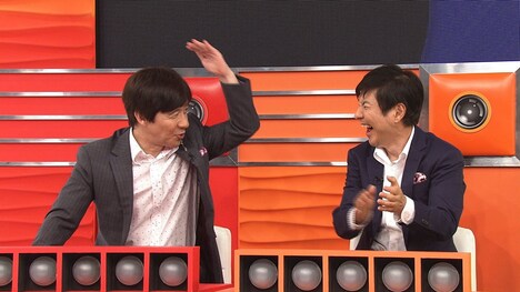 左から内村光良、関根勤。(c)日本テレビ