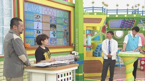 （左から）ケンドーコバヤシ、田中真弓、かまいたち。(c)関西テレビ
