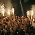 松本人志、法被にハチマキ姿でお祭り男たちを鼓舞