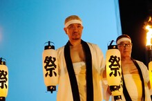 CM撮影に臨む松本人志。