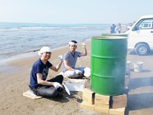 左からアンガールズ田中、アンジャッシュ児嶋。(c)テレビ東京