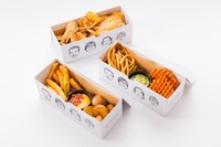 渡辺直美が監修した「NAOMI SPECIAL - OKAMOCHI」。