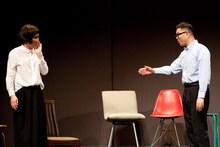 「シソンヌライブ『cinq』」の一場面。