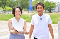 藤林アナウンサーと浜田団長。(c)MBS