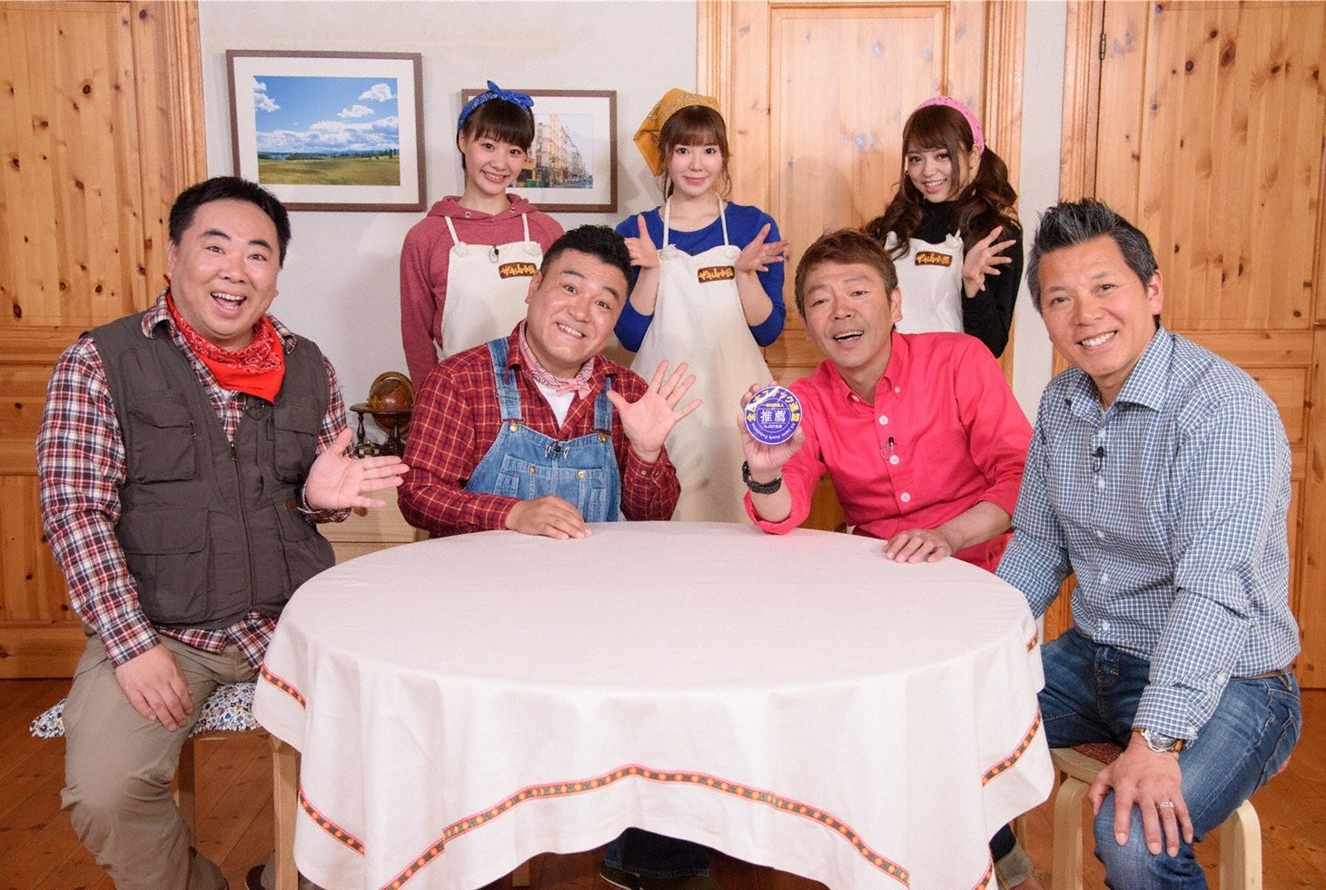 「ザキ山小屋」の出演者たち。(c)ABC
