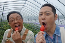 左から梅沢富美男、東野幸治。(c)NHK