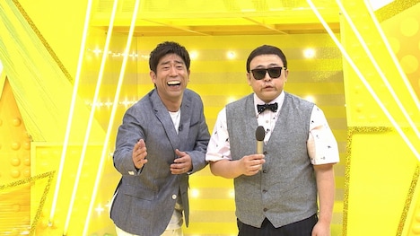 左から原口あきまさ、コージー冨田。(c)メ～テレ