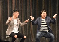 「斎藤さんゲーム」に挑戦するジャングルポケット。