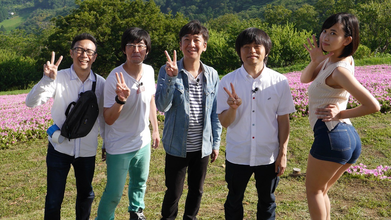 （左から）東京03、バカリズム、倉持由香。(c)テレビ朝日