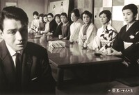 映画「黒い十人の女」のワンシーン。(c)KADOKAWA1961