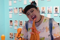 「Party Room」を紹介する渡辺直美。