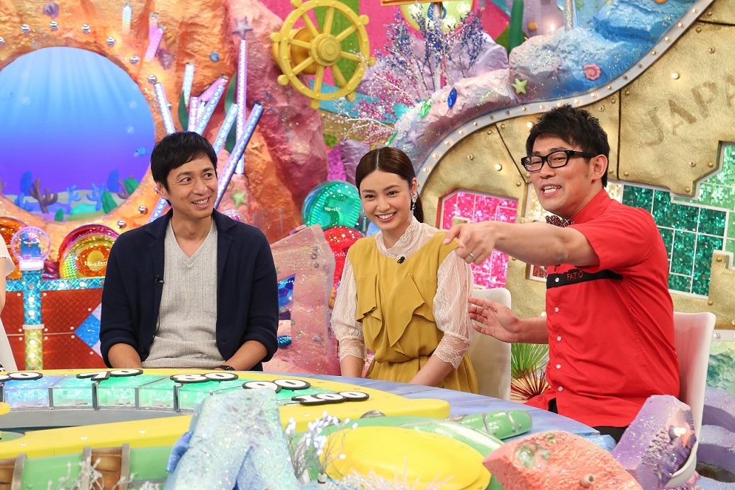 （左から）チュートリアル徳井、平愛梨、ビビる大木。(c)関西テレビ