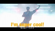 小島よしおが出演する動画「空調服 『Super Cool』」のワンシーン。