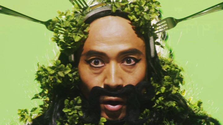 「10神ACTOR VS ワッキー 『パクチー・ヘブン』 Official Music Video」のワンシーン。