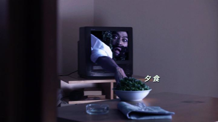 「10神ACTOR VS ワッキー 『パクチー・ヘブン』 Official Music Video」のワンシーン。