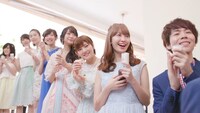 「しあわせを分けなさい」MVのワンシーン。