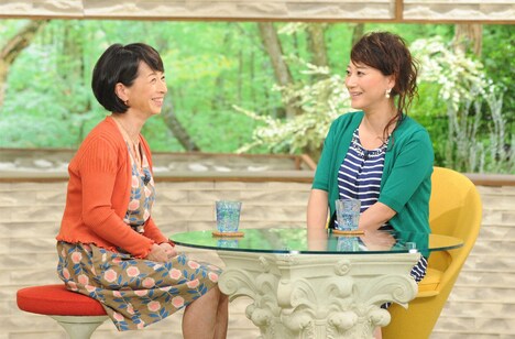 左から阿川佐和子、友近。(c)MBS