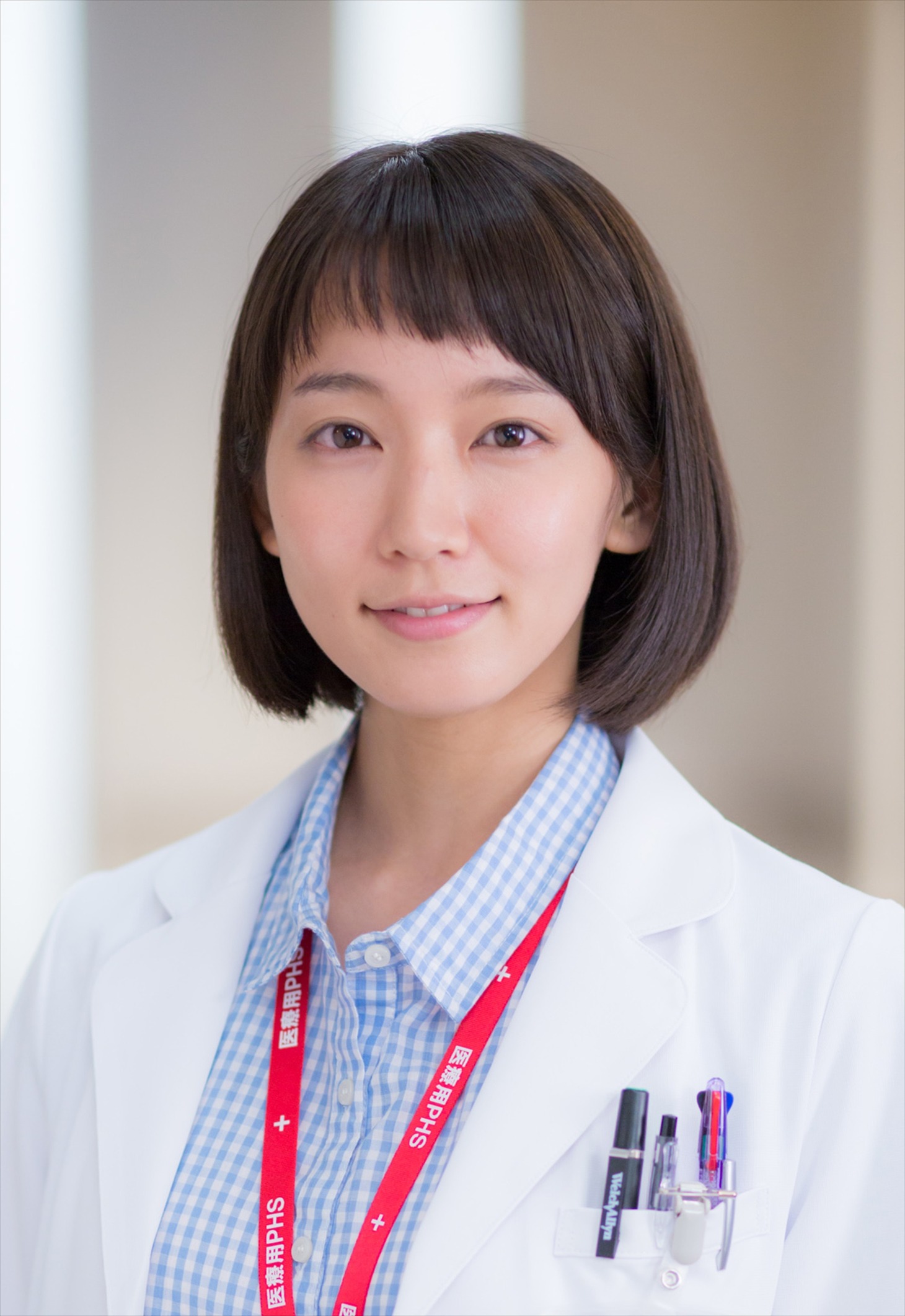 吉岡里帆 (c)関西テレビ