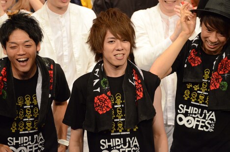 自分目当ての観客が少ないことにショックを受けるてのりタイガー村（中央）。