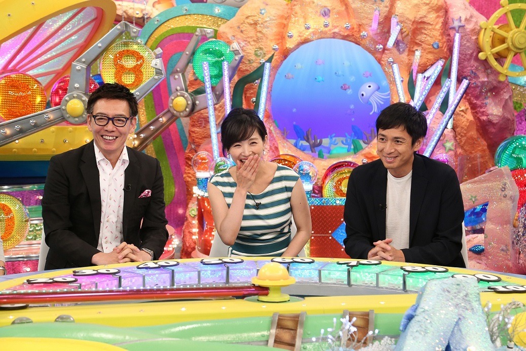 （左から）生瀬勝久、高島彩、チュートリアル徳井。(c)関西テレビ