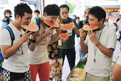 「ケンゴローサーカス団」8月9日放送回のワンシーン。(c)MBS