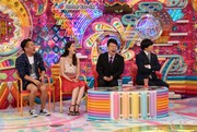 （左から）FUJIWARA藤本、新木優子、雨上がり決死隊。(c)テレビ朝日
