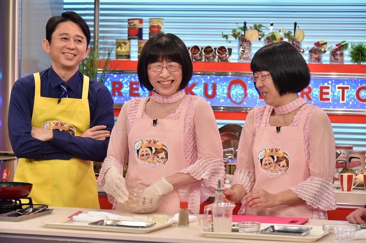 （左から）有吉弘行、阿佐ヶ谷姉妹。(c)関西テレビ