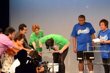 苦手だった水中息止めに必死に挑戦するザ☆忍者・大久保。