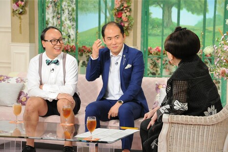 （左から）トレンディエンジェル、黒柳徹子。(c)テレビ朝日
