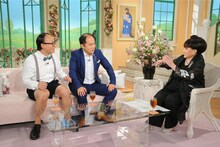 （左から）トレンディエンジェル、黒柳徹子。(c)テレビ朝日